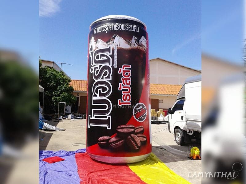 บอลลูนโฆษณารูปกระป๋องกาแฟเบอร์ดี้โรบัสต้าขนาดใหญ่กลางแจ้ง